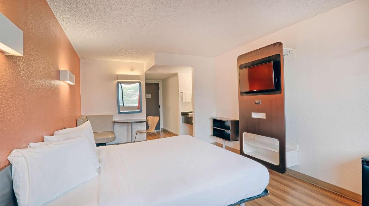 Suites Los Angeles Ca Los Angeles Lax Inglewood Exterior photo
